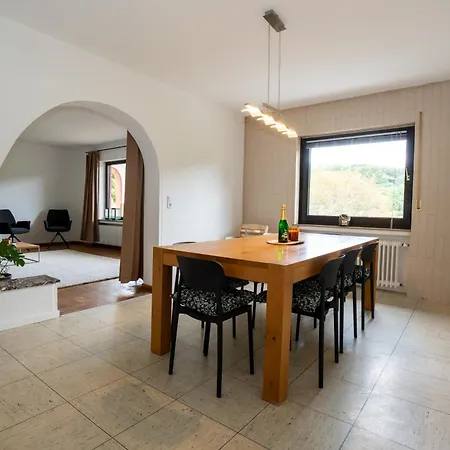 Kronenburg Casa de Férias