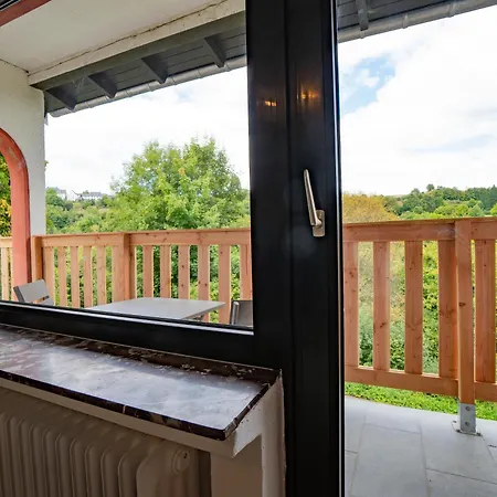 Kronenburg Casa de Férias *