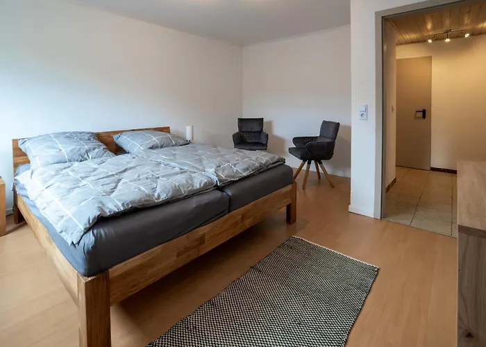 Kronenburg בית נופש