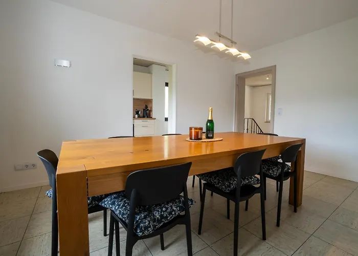 Kronenburg بيت للعطل *